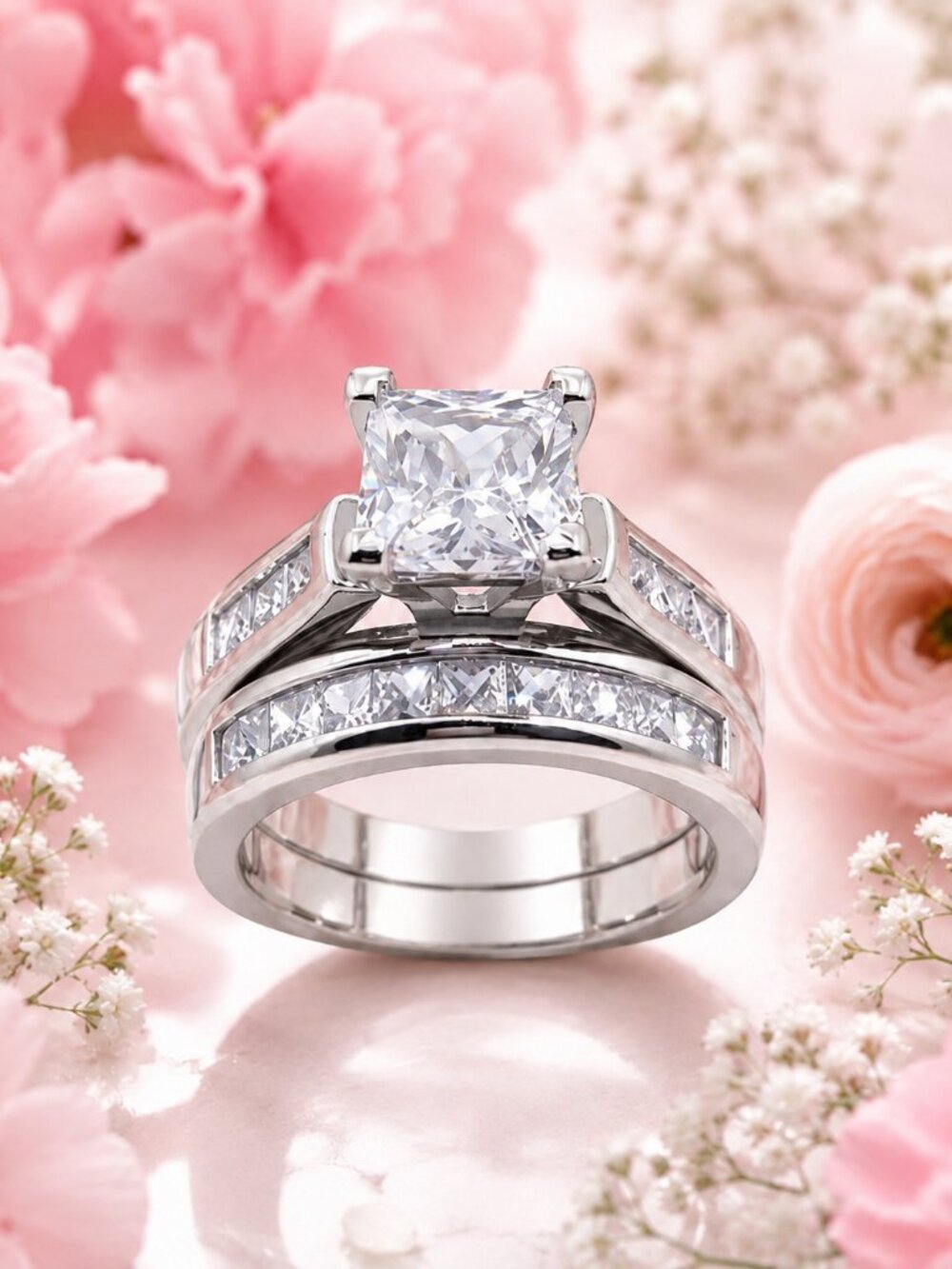WEDDING RING - Picture 7 of 8